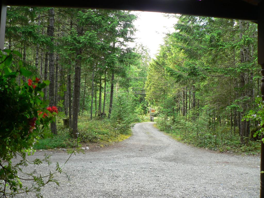 Cedar Song B&B Parksville Exterior foto